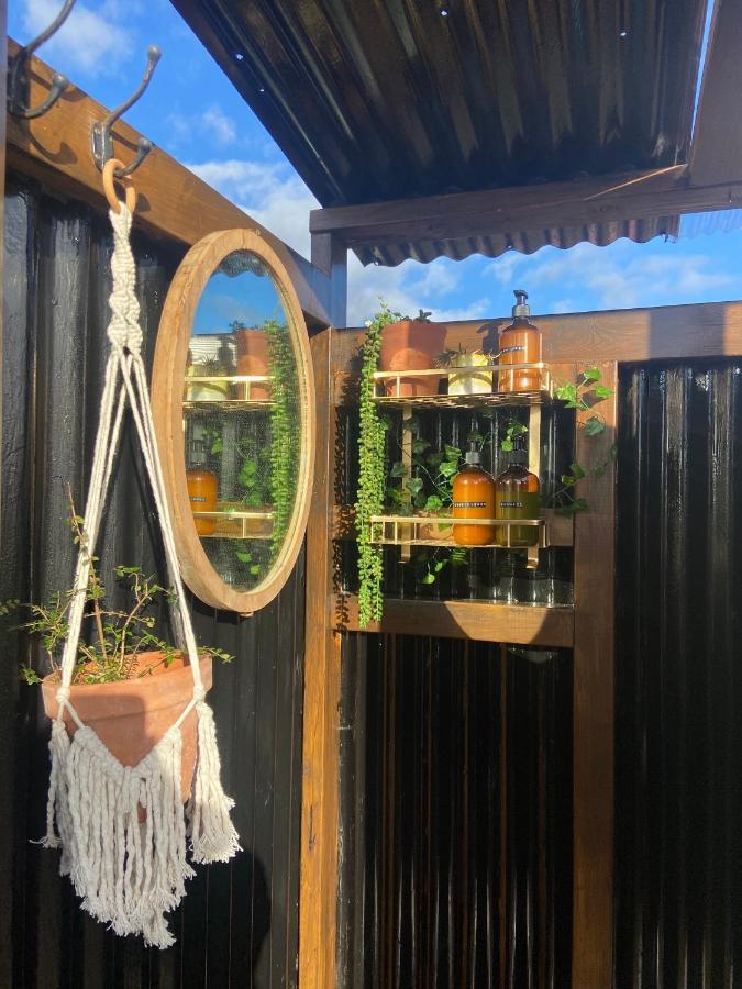 קאמברידג' Fen Meadows Glamping - Luxury Cabins And Bell Tents מראה חיצוני תמונה